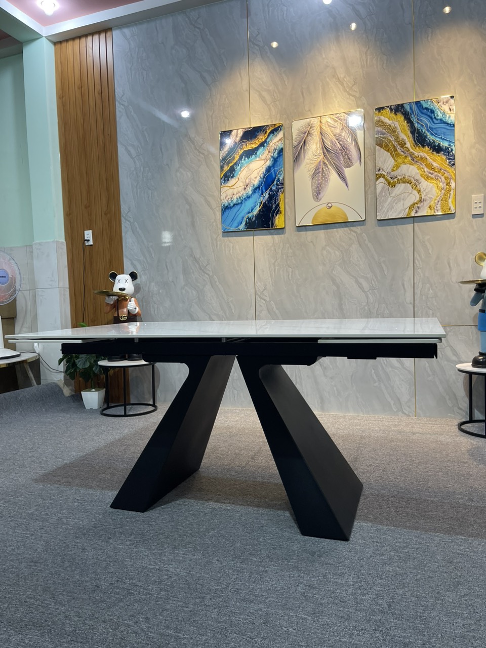 BÀN ĂN THÔNG MINH CHÂN A – MẪU BÀN ĐƯỢC SĂN ĐÓN NHẤT HIỆN NAY!